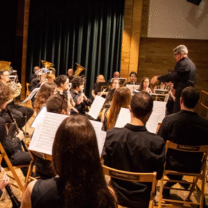 Premiere of Fanfarre, Op.13